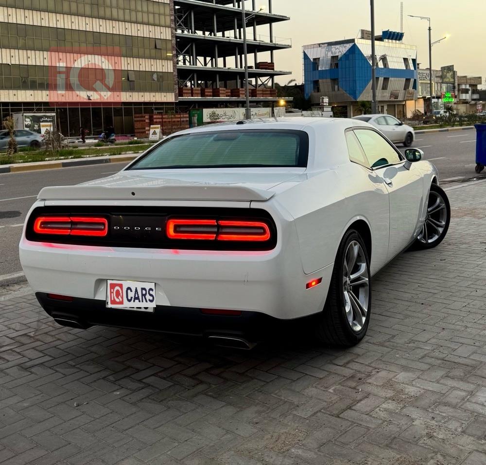 Dodge Challenger